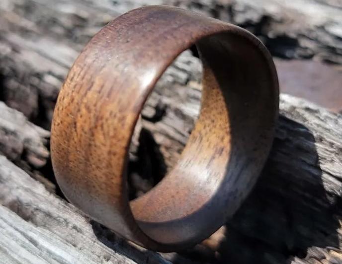 "Woody" stabilized walnut ring