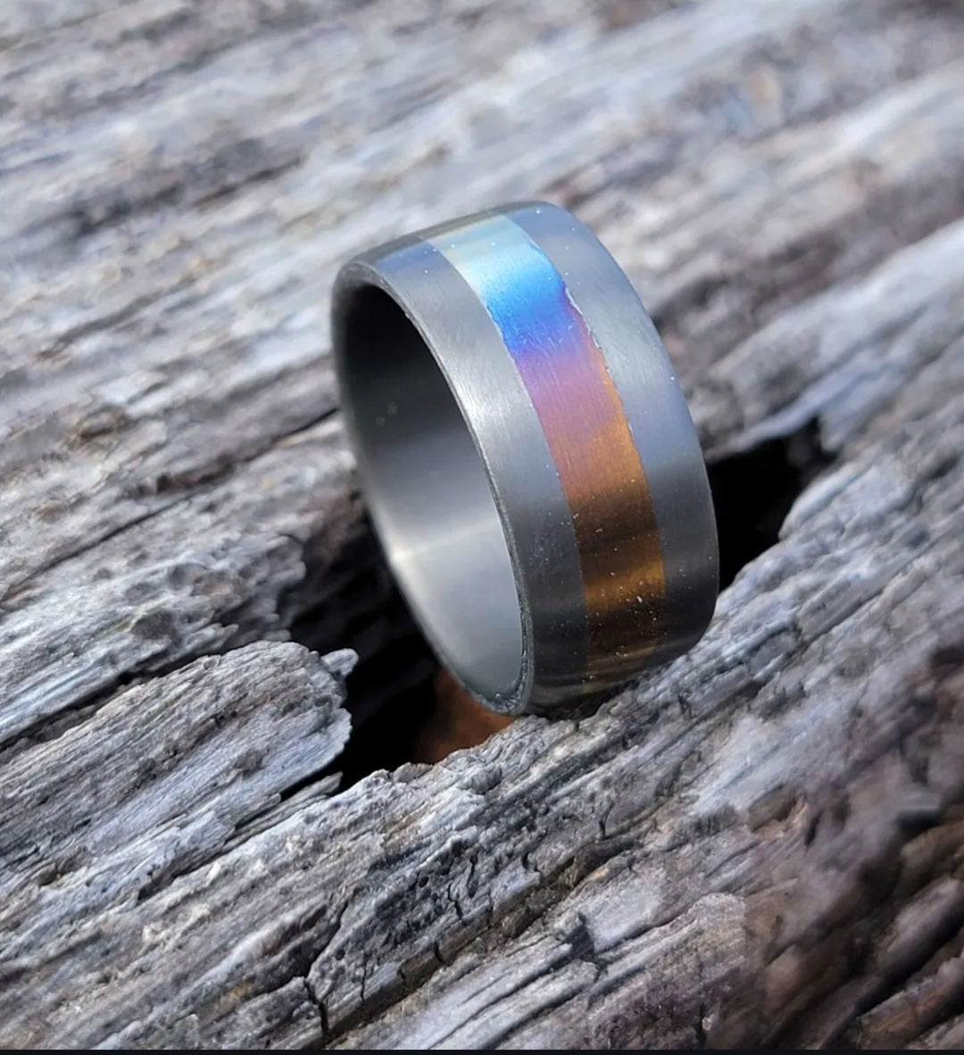 Titanium and Zirconium anodized titanium